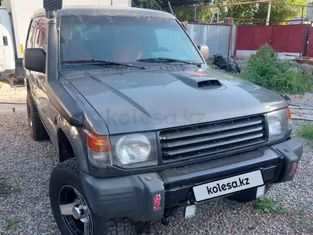 Mitsubishi Pajero 1996 года за 6 000 000 тг. в Алматы – фото 8