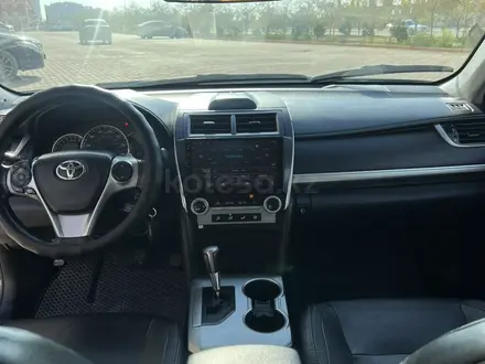 Toyota Camry 2013 года за 7 200 000 тг. в Актау – фото 12