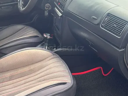 Volkswagen Golf 2003 года за 2 800 000 тг. в Астана – фото 10