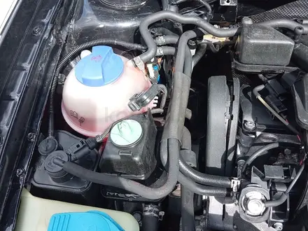 Volkswagen Golf 2003 года за 2 800 000 тг. в Астана – фото 15