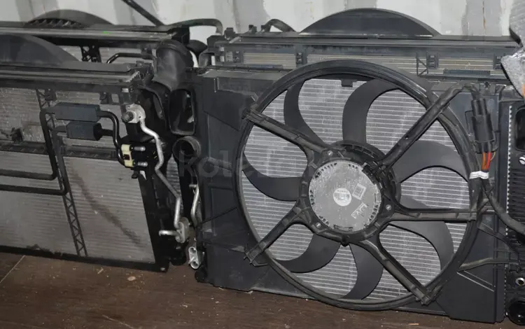 Радиатор кондиционера на мерседес w220 за 4 300 тг. в Алматы