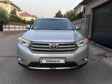 Toyota Highlander 2011 года за 10 800 000 тг. в Алматы