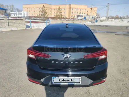 Hyundai Elantra 2019 года за 7 500 000 тг. в Кокшетау – фото 10