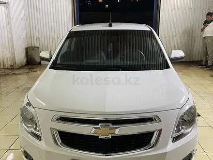 Chevrolet Cobalt 2022 года за 6 245 720 тг. в Уральск