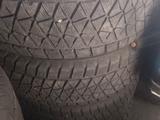 Резина с дисками на 17 Прадо за 300 000 тг. в Алматы – фото 5