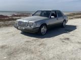 Mercedes-Benz E 300 1993 годаүшін1 700 000 тг. в Актау – фото 2