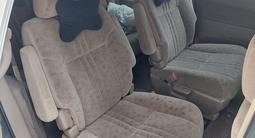 Toyota Sienna 2002 года за 5 700 000 тг. в Атырау – фото 3