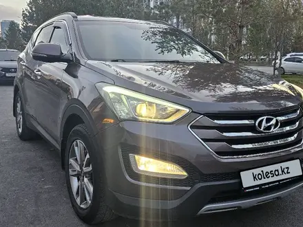 Hyundai Santa Fe 2014 года за 10 000 000 тг. в Астана – фото 3