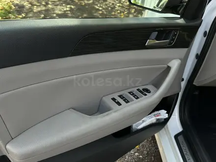 Hyundai Sonata 2018 года за 8 500 000 тг. в Шымкент – фото 18