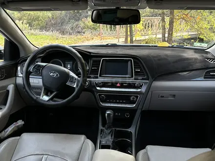 Hyundai Sonata 2018 года за 8 500 000 тг. в Шымкент – фото 28
