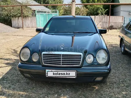 Mercedes-Benz E 230 1997 года за 2 500 000 тг. в Шымкент – фото 10