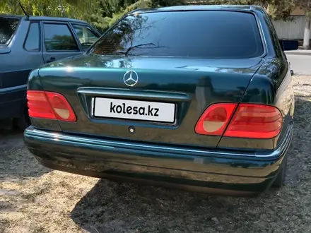 Mercedes-Benz E 230 1997 года за 2 500 000 тг. в Шымкент – фото 11