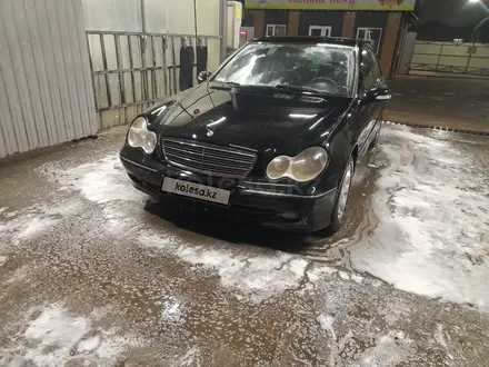 Mercedes-Benz C 280 2006 года за 4 500 000 тг. в Жаркент – фото 4