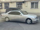 Mercedes-Benz E 320 1999 года за 5 500 000 тг. в Алматы