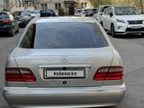 Mercedes-Benz E 320 1999 года за 5 500 000 тг. в Алматы – фото 2