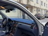 Mercedes-Benz E 320 1999 года за 5 500 000 тг. в Алматы – фото 5