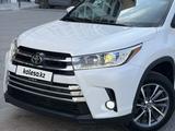 Toyota Highlander 2017 годаүшін19 000 000 тг. в Актау – фото 2