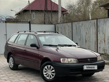 Toyota Carina E 1995 года за 2 450 000 тг. в Алматы