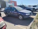 Volkswagen Passat 1995 годаүшін2 100 000 тг. в Актобе – фото 3