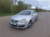 Volkswagen Jetta 2007 года за 3 500 000 тг. в Астана – фото 4