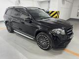 Mercedes-Benz GLS 63 AMG 2018 года за 49 000 000 тг. в Алматы – фото 2