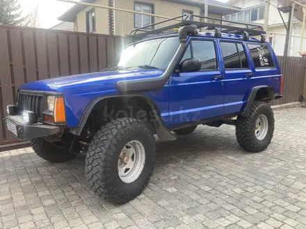 Jeep Cherokee 1995 года за 3 800 000 тг. в Алматы – фото 2