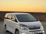 Toyota Vellfire 2014 года за 7 500 000 тг. в Атырау – фото 3