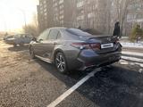 Toyota Camry 2022 годаүшін14 000 000 тг. в Алматы – фото 5