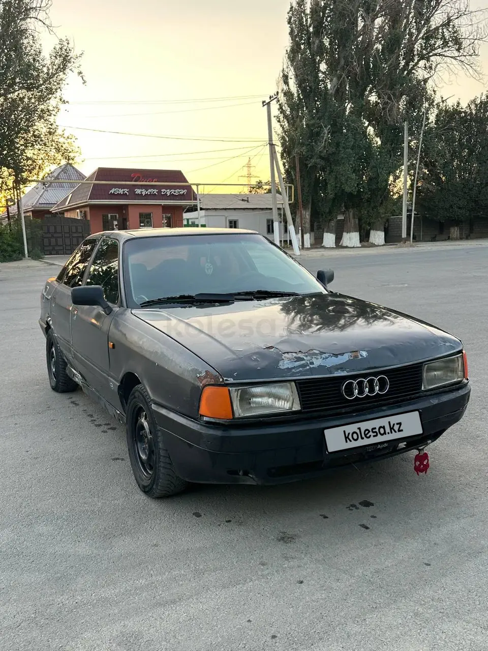 Audi 80, 1990