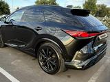 Lexus RX 500h 2024 года за 43 900 000 тг. в Астана – фото 5