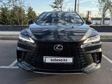 Lexus RX 500h 2024 года за 43 900 000 тг. в Астана – фото 2