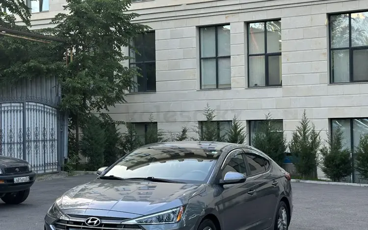 Hyundai Elantra 2019 годаүшін9 000 000 тг. в Алматы