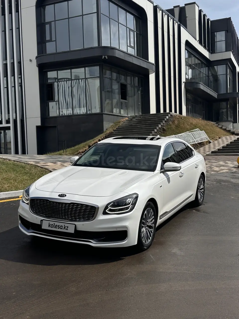 Kia K900, 2021
