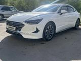 Hyundai Sonata 2023 года за 11 950 000 тг. в Караганда