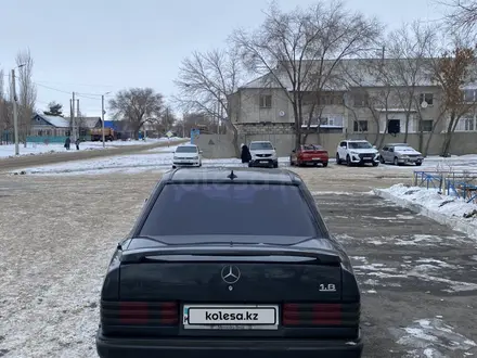 Mercedes-Benz E 200 1992 года за 1 300 000 тг. в Костанай – фото 3