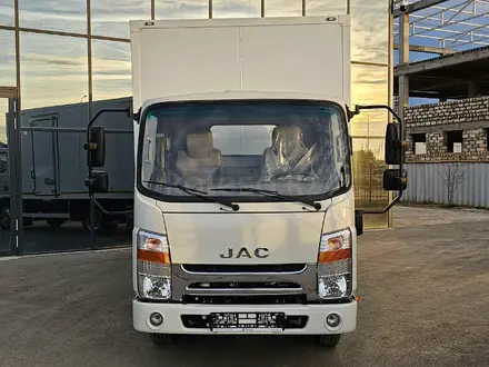 Jac  Фургон изотермический на шасси JAC N56 2024 года за 17 000 000 тг. в Атырау – фото 7