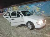 Mercedes-Benz C 180 1994 года за 1 850 000 тг. в Кокшетау – фото 3