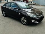 Hyundai Solaris 2015 года за 7 000 000 тг. в Атырау – фото 2