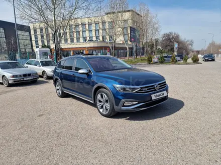 Volkswagen Passat 2022 годаүшін21 500 000 тг. в Алматы