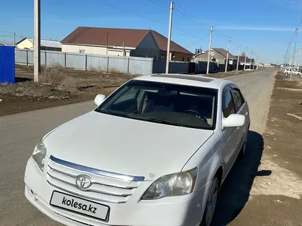 Toyota Avalon 2005 года за 5 200 000 тг. в Атырау – фото 2