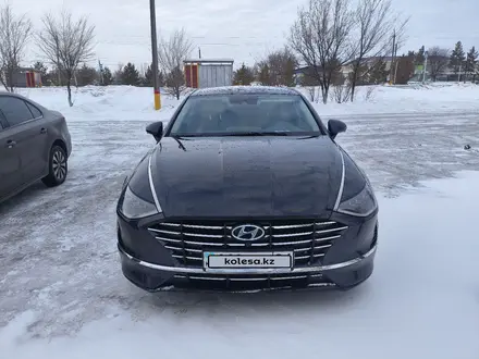 Hyundai Sonata 2022 года за 12 200 000 тг. в Актобе – фото 8