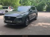 Hyundai Santa Fe 2019 года за 12 700 000 тг. в Алматы