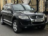 Volkswagen Touareg 2007 года за 5 800 000 тг. в Шымкент