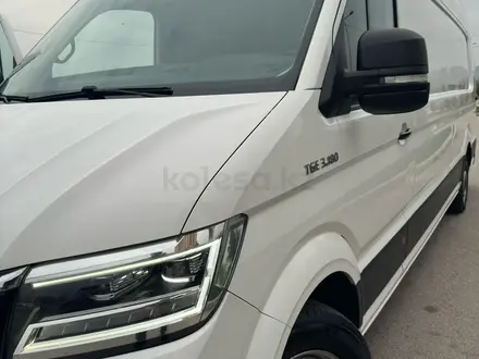 Volkswagen Crafter 2020 года за 19 000 000 тг. в Алматы – фото 9