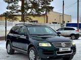 Volkswagen Touareg 2005 года за 4 000 000 тг. в Караганда – фото 3