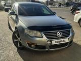 Volkswagen Passat 2006 годаүшін2 950 000 тг. в Алматы