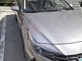Hyundai Elantra 2021 года за 9 000 000 тг. в Уральск – фото 2