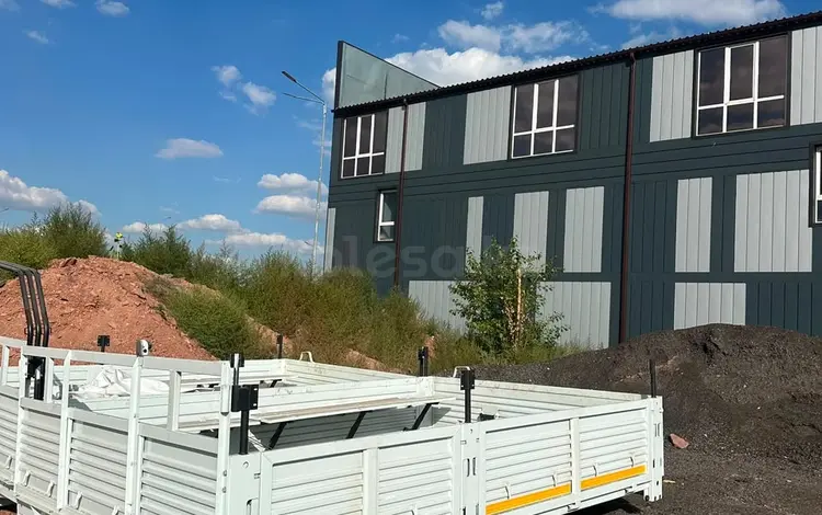 Кузов УРАЛ 4320 бортовой в сборе с лавками и дугами под тентүшін1 400 000 тг. в Караганда