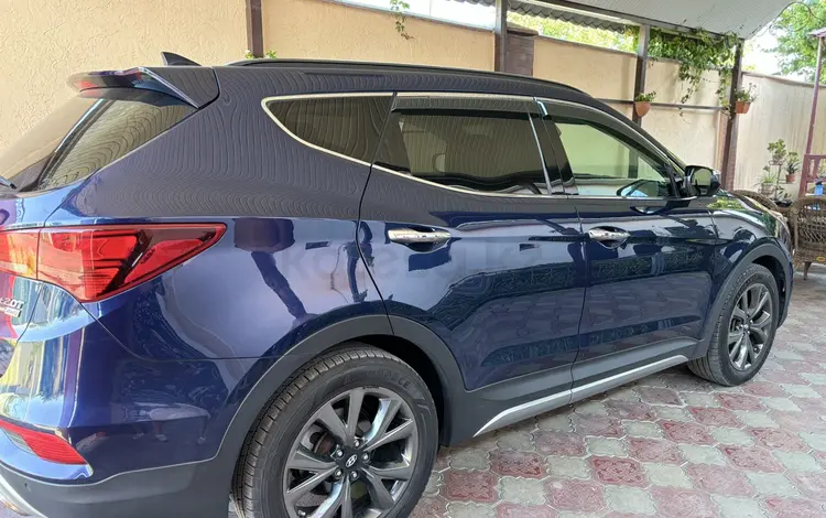 Hyundai Santa Fe 2017 года за 11 700 000 тг. в Шымкент