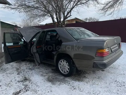 Mercedes-Benz E 230 1991 года за 1 650 000 тг. в Алматы – фото 6